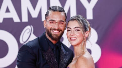 El bonito gesto de Maluma con la tripita de embarazada de Susana Gómez en los Latin Grammy 2023
