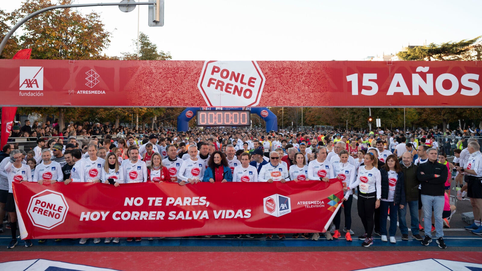 La carrera Ponle Freno cumple 15 años pasando por primera vez por la Puerta del Sol