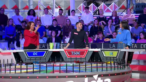 Rubén arrasa con el marcador de Esther, dejándole sin nada: “Qué ladrón” Rubén arrasa con el marcador de Esther, dejándole sin nada: “Qué ladrón”