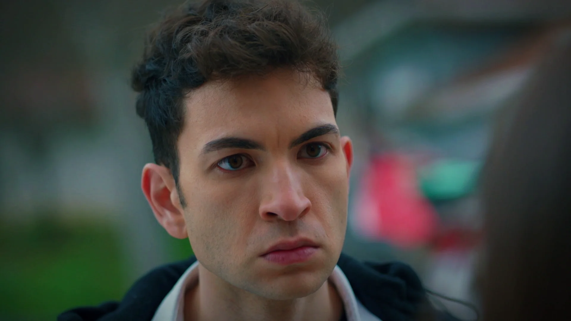 Tolga, en shock tras la noticia de Zehra: "Me tengo que casar. La boda es mañana"