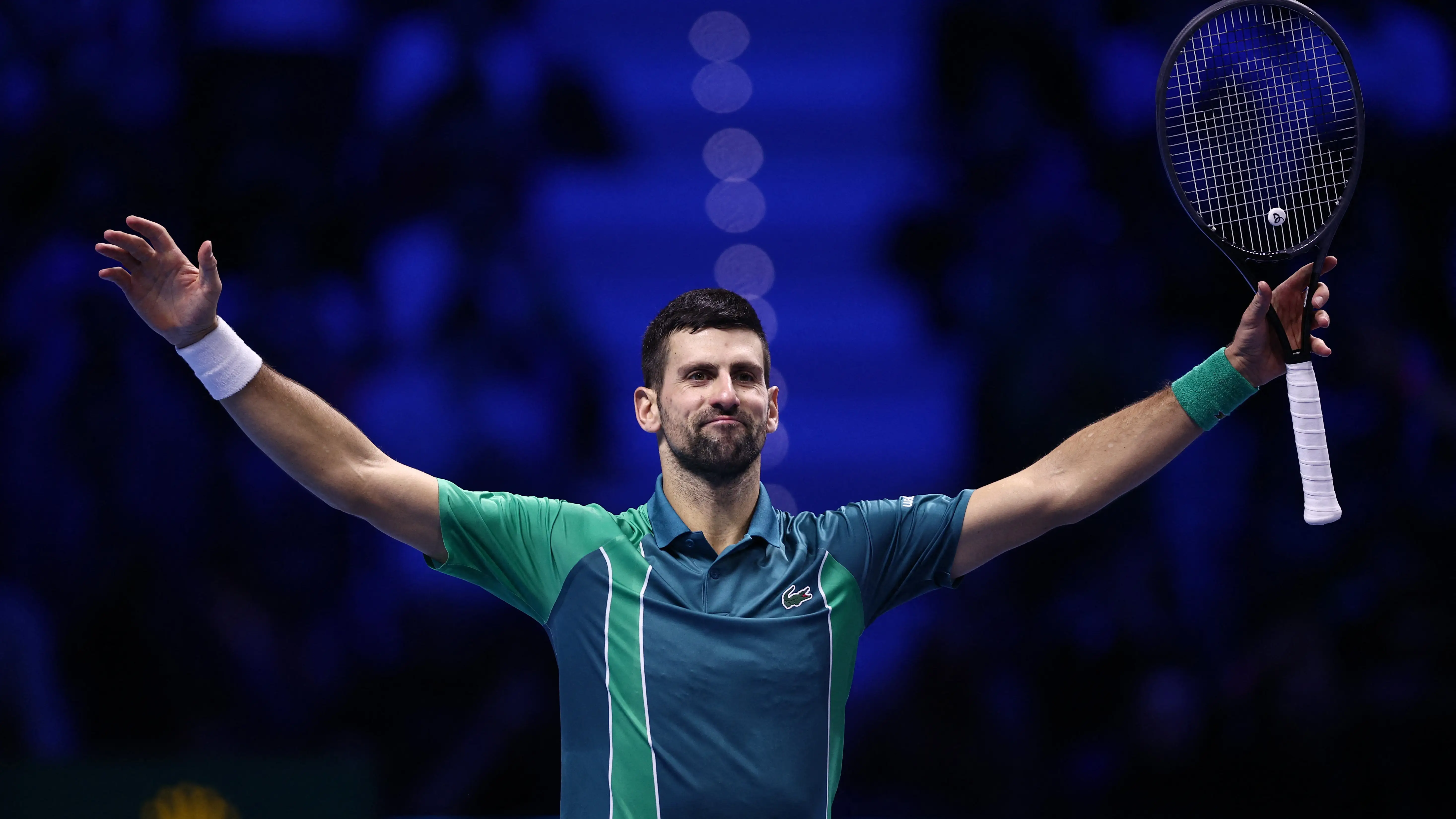 Novak Djokovic celebra su victoria ante Sinner en la final de las ATP Finals Novak Djokovic celebra su victoria ante Sinner en la final de las ATP Finals