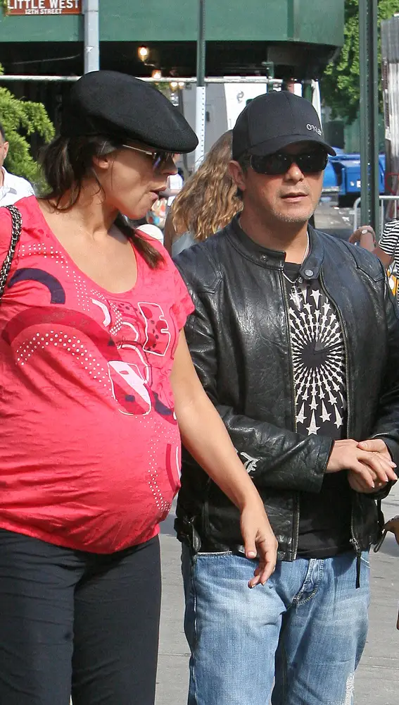 Alejandro Sanz y Valeria Rivera en 2011