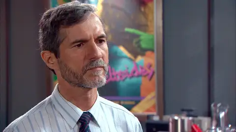 Desencuentro en el King's: Isidro pone en duda los sentimientos de Sofía, dejando su relación en el aire Desencuentro en el King's: Isidro pone en duda los sentimientos de Sofía, dejando su relación en el aire