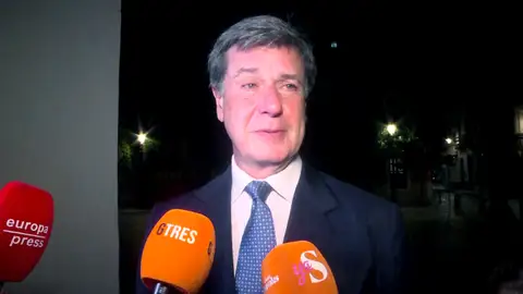 La casa de Alba salta por los aires tras la misa funeral organizada por Cayetano Martínez de Irujo: "Está todo dicho" La casa de Alba salta por los aires tras la misa funeral organizada por Cayetano Martínez de Irujo: "Está todo dicho"