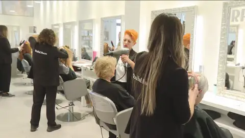 Así ahorran las peluquerías ante la sequía Así ahorran las peluquerías ante la sequía