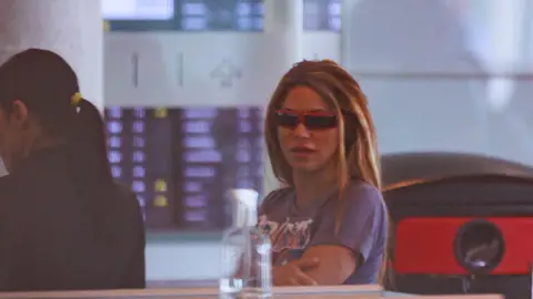 Shakira Shakira