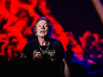 Vocalista de Guns N' Roses, Axl Rose, acusado de violación Vocalista de Guns N' Roses, Axl Rose, acusado de violación