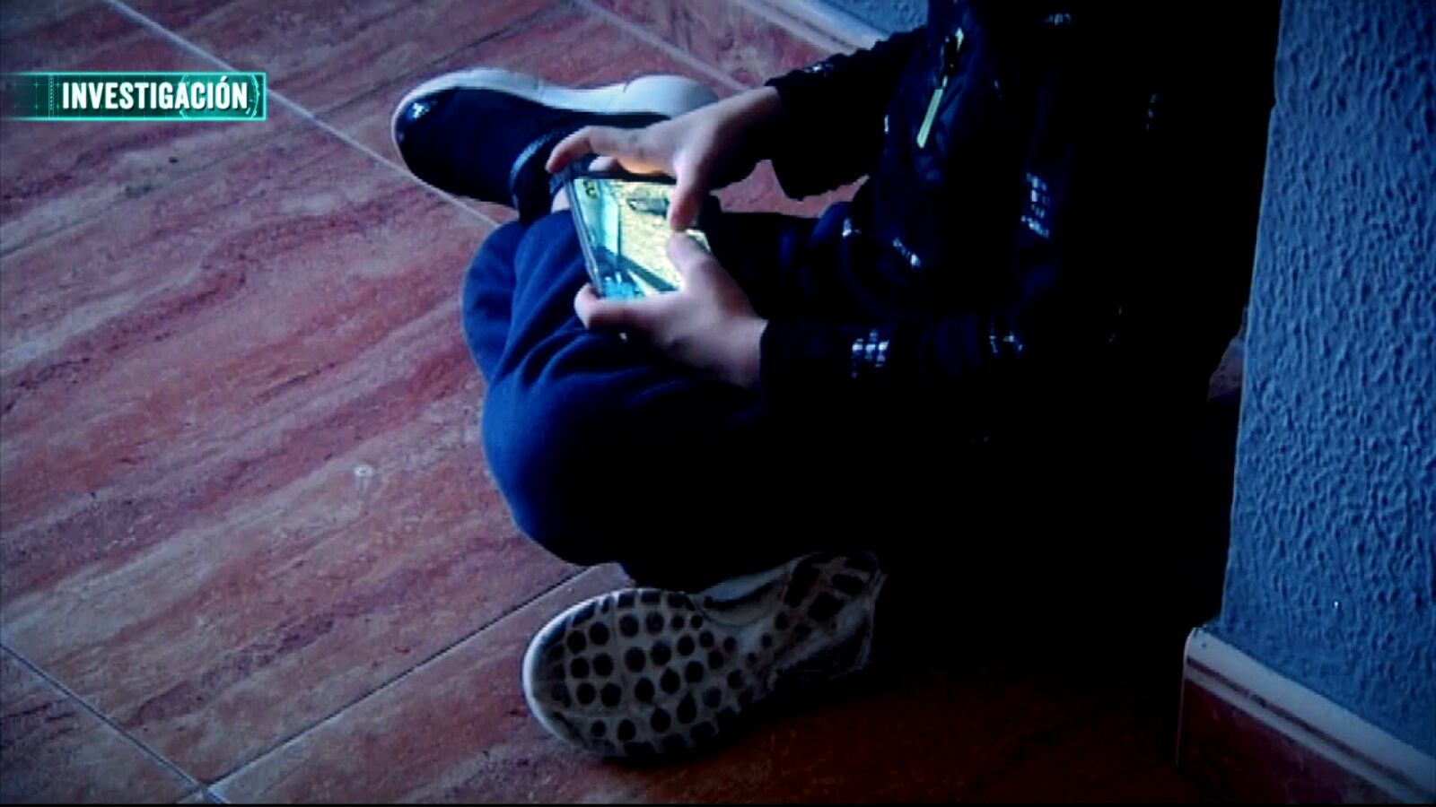 Más del 30% de los jóvenes entre 14 y 23 años son adictos a las pantallas: 