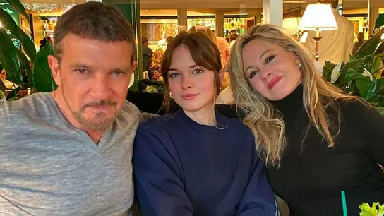 Antonio Banderas, Stella Banderas y Melanie Griffith Antonio Banderas, Stella Banderas y Melanie Griffith