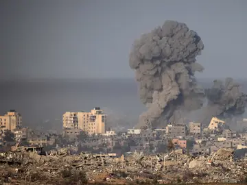 Explosión en el norte de la Franja de Gaza, visto desde Israel Explosión en el norte de la Franja de Gaza, visto desde Israel