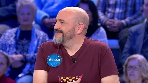 Óscar se rinde ante Moisés en Pasapalabra: “Por eso lleva tantos programas” Óscar se rinde ante Moisés en Pasapalabra: “Por eso lleva tantos programas”
