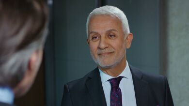 Halit se regodea ante Nadir tras saber que Yildiz ha roto su compromiso con él