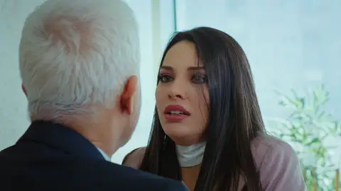 ¡La mentira de Leyla llega a su fin!: El doctor la traiciona y Halit la echa de su vida: “No quiero verte más” ¡La mentira de Leyla llega a su fin!: El doctor la traiciona y Halit la echa de su vida: “No quiero verte más”