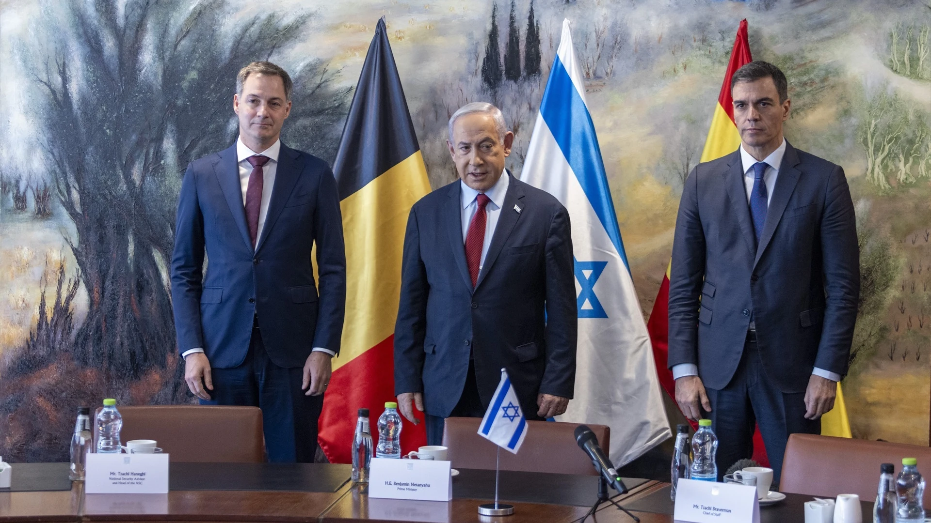 Alexander de Croo, Benjamin Netanyahu y Pedro S&aacute;nchez