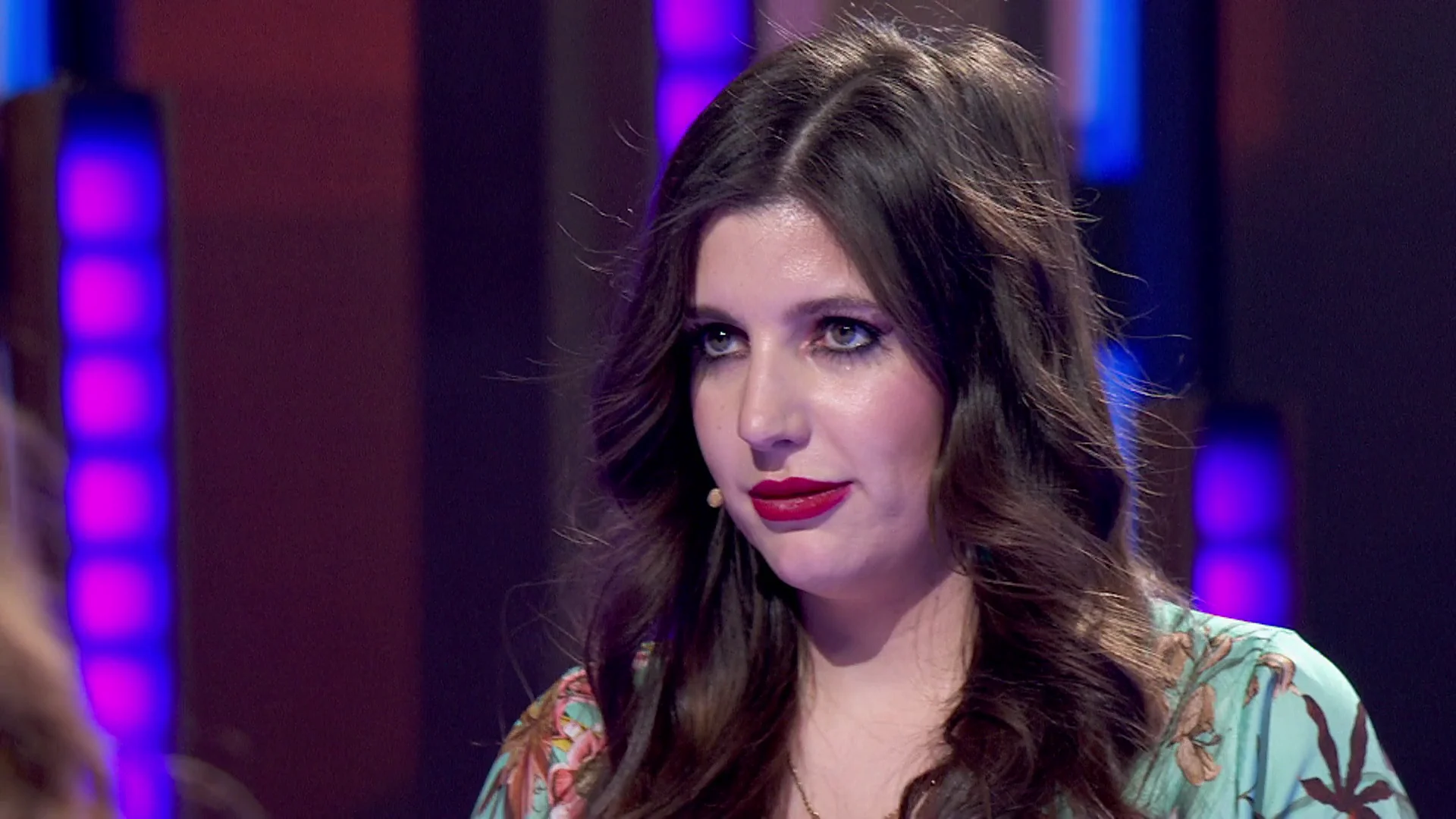 Un clan le roba 10.000 euros a Cristina en Password