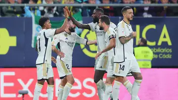 El Madrid celebra el segundo gol de Rodrygo