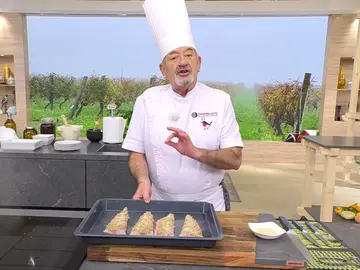 Arguiñano, sobre el menú de Navidad: "Los amantes del pescado estáis a tiempo de conseguirlo barato" Arguiñano, sobre el menú de Navidad: "Los amantes del pescado estáis a tiempo de conseguirlo barato"