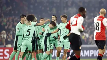 Los jugadores del Atlético de Madrid celebran un gol ante el Feyenoord