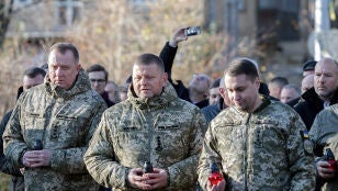 Teniente general Kirilo Budanov, jefe de la Inteligencia militar de Ucrania, a la derecha.