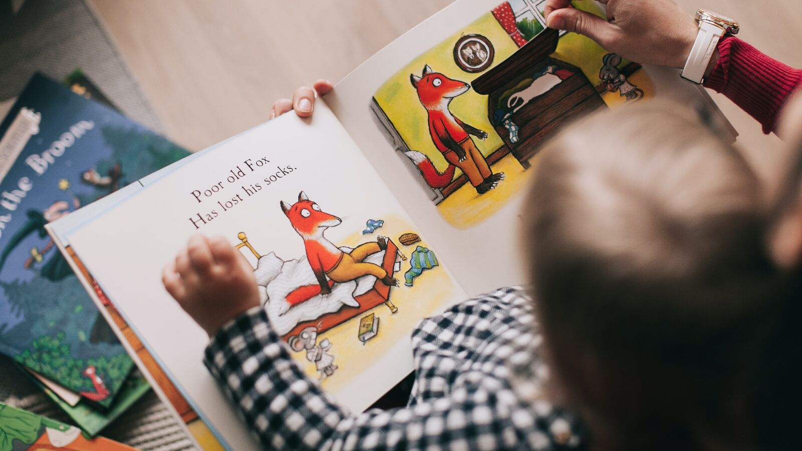 Esto son 5 cuentos con grandes historias para regalar en Navidad a los peques de la casa