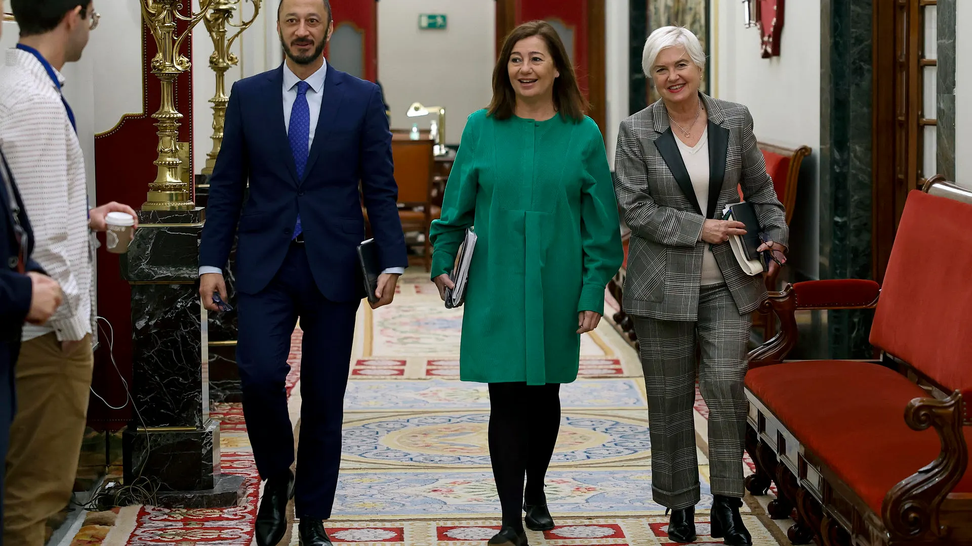 Miembros de la Mesa del Congreso Miembros de la Mesa del Congreso