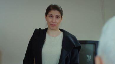 ¡Qué detallazo! Yildiz envía a Aysel a la nueva casa de los Argun para que les ayude