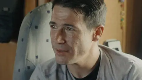 Las imágenes de la detención de Juan José Ballesta, acusado de un presunto robo por el que está en libertad Las imágenes de la detención de Juan José Ballesta, acusado de un presunto robo por el que está en libertad