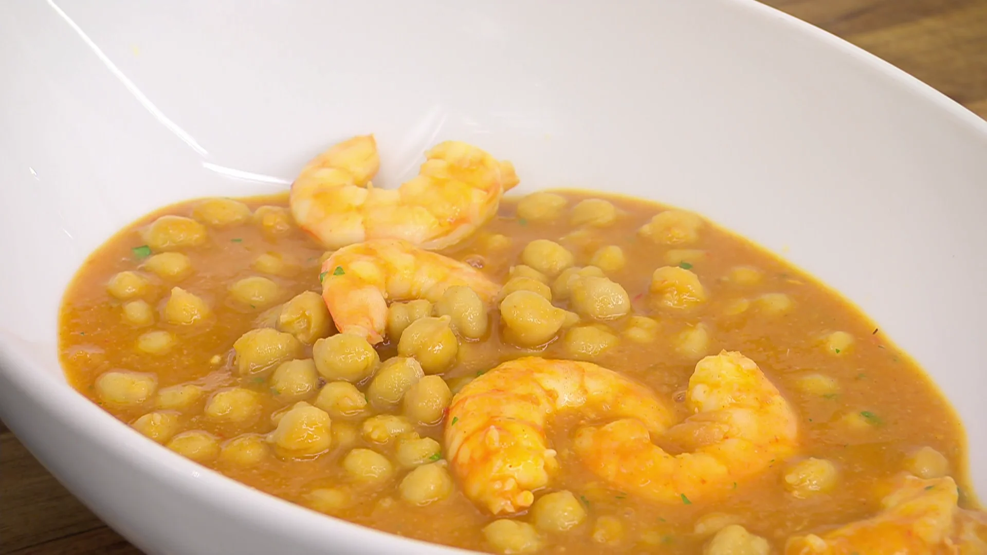 Receta de garbanzos con langostinos Receta de garbanzos con langostinos