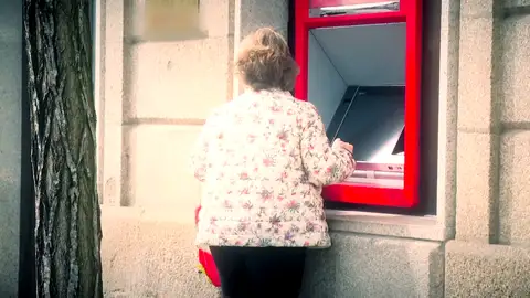 Blindar los ahorros de los ciberdelincuentes con una cuenta corriente presencial: la iniciativa de José Miguel Blindar los ahorros de los ciberdelincuentes con una cuenta corriente presencial: la iniciativa de José Miguel