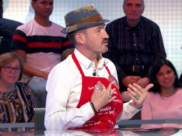 El original delantal de Alex O&rsquo;Dogherty&hellip; &iexcl;dedicado a las frases de las madres! 
