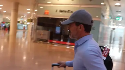 Rodolfo Sancho en el aeropuerto de Barcelona Rodolfo Sancho en el aeropuerto de Barcelona