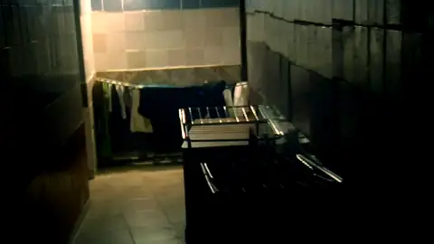 El policía que alquila infraviviendas en Mallorca a inmigrantes: "No me he aprovechado de nadie" El policía que alquila infraviviendas en Mallorca a inmigrantes: "No me he aprovechado de nadie"