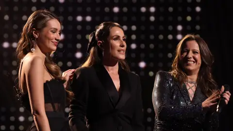 Malú, dária, Larisa Malú, dária, Larisa