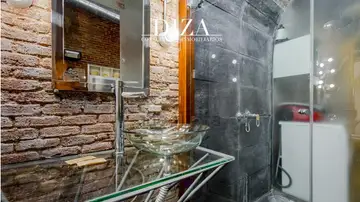 Piso en Sol, baño. Piso en Sol, baño.