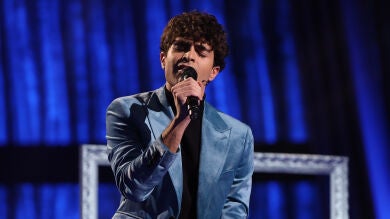 La sensibilidad de Pablo conquista al público al cantar Lo saben mis zapatos 