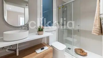 Piso en Gran Via de les Corts Catalanes, baño. Piso en Gran Via de les Corts Catalanes, baño.