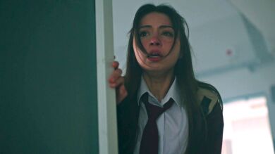 Eyüp provoca un incendio y secuestra a Parla... ¿culminará su venganza?