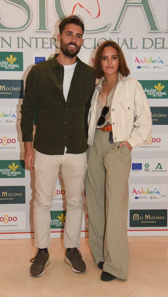 Gloria Camila y su pareja, David García, en los Premios de SICAB 2023