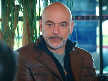Ahmet pretende dejar sin nada a Şevval tras pedirle el divorcio: &iquest;qu&eacute; har&aacute; ella cuando lo descubra?