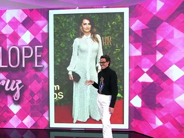 Juan Avellaneda analiza los looks de estrellas como Penélope Cruz o Cristina Pedroche: ¿Han triunfado en las alfombras? Juan Avellaneda analiza los looks de estrellas como Penélope Cruz o Cristina Pedroche: ¿Han triunfado en las alfombras?