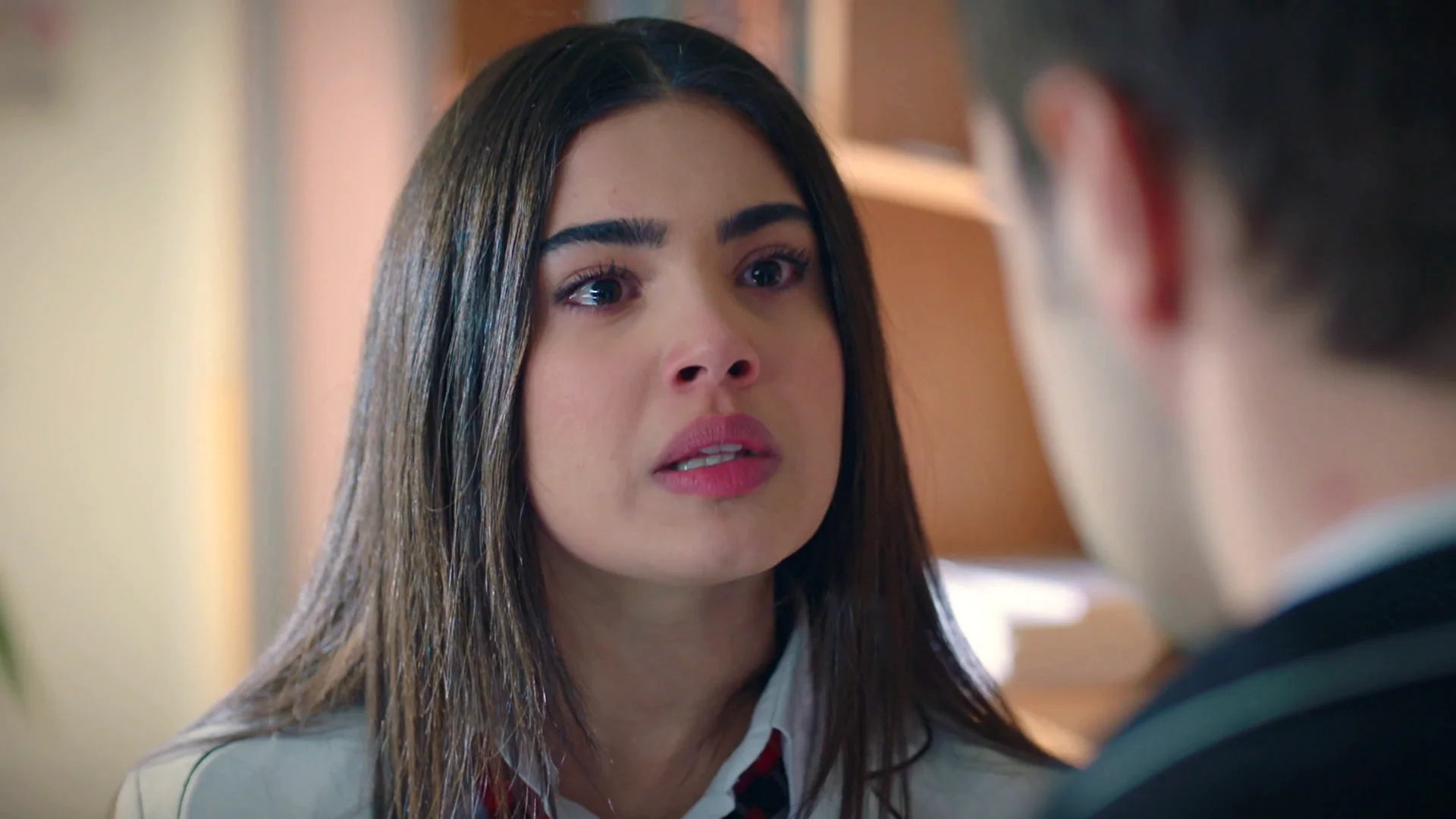 Süsen, decepcionada con Ömer, le dice que nunca podrá perdonarlo: "Ya no eres el chico del que me enamoré" Süsen, decepcionada con Ömer, le dice que nunca podrá perdonarlo: "Ya no eres el chico del que me enamoré"