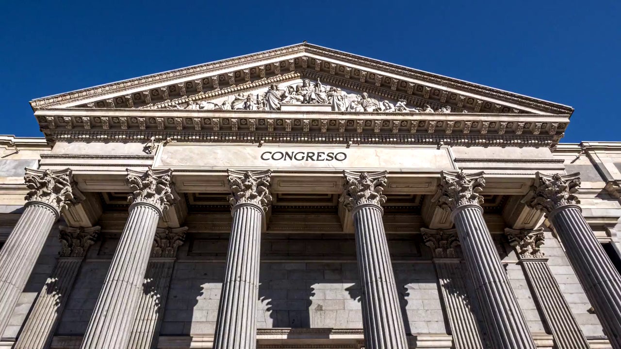 Cómo sería la fachada del Congreso si cambiara su nombre