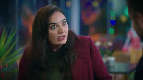 Esta noche en Hermanos: Sengül se queda sin palabras tras ganar fácilmente una gran cantidad de dinero: "¡Esto es un milagro!" Esta noche en Hermanos: Sengül se queda sin palabras tras ganar fácilmente una gran cantidad de dinero: "¡Esto es un milagro!"