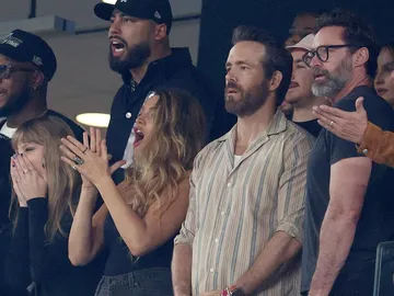 Taylor Swift, Blake Lively, Ryan Reynolds y Hugh Jackman Taylor Swift, Blake Lively, Ryan Reynolds y Hugh Jackman