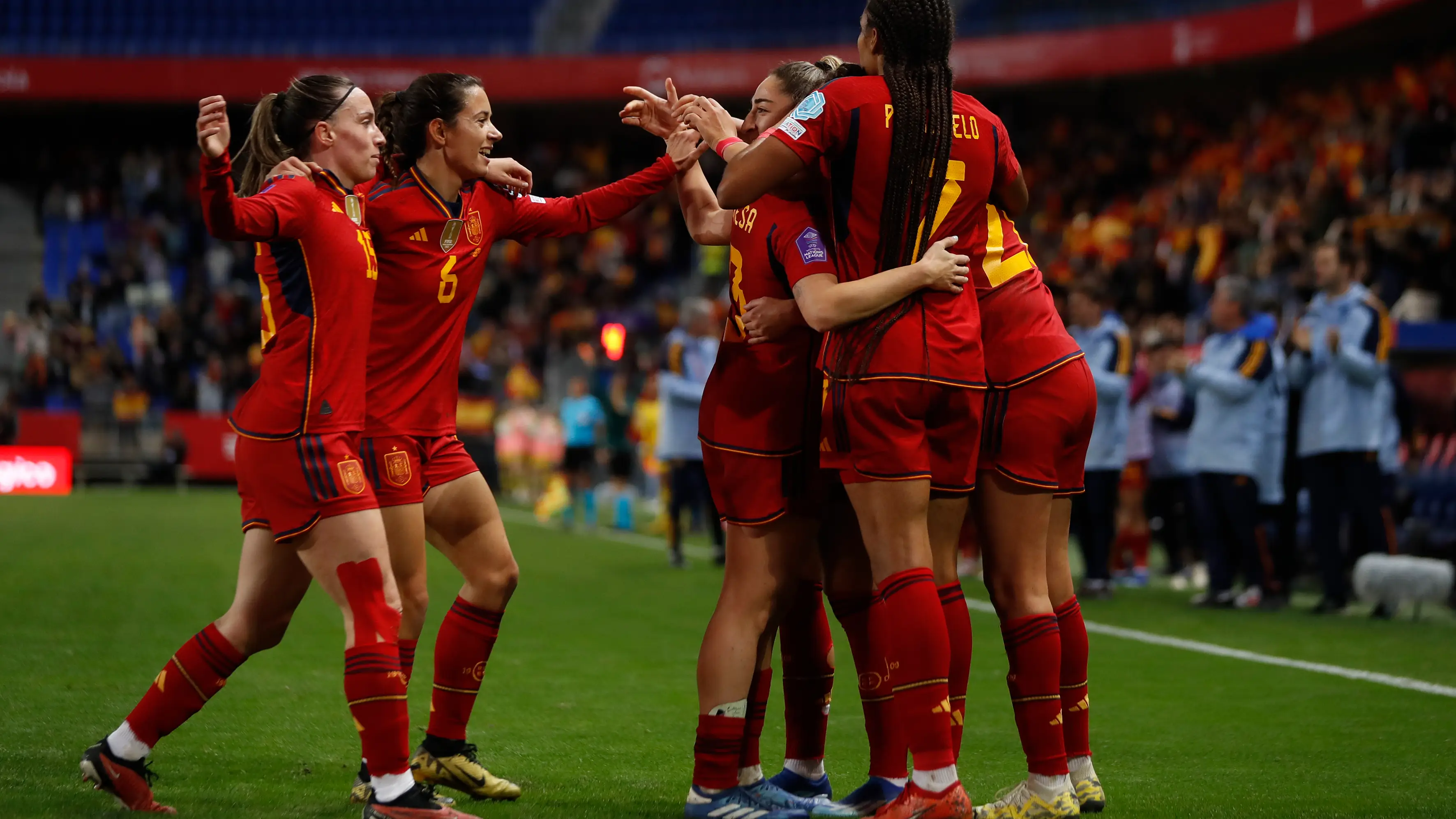Las jugadores de España celebran un gol ante Suecia Las jugadores de España celebran un gol ante Suecia