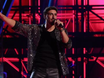 Pienso en tu mir&aacute; de Rosal&iacute;a, la canci&oacute;n con la que Miguel enamor&oacute; en La Voz