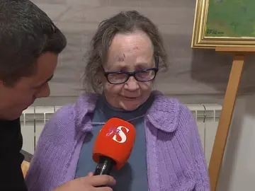 Paqui, a punto de morir a manos de su vecino por una deuda de 10 euros: "Me empujó y me pegó sin parar" Paqui, a punto de morir a manos de su vecino por una deuda de 10 euros: "Me empujó y me pegó sin parar"