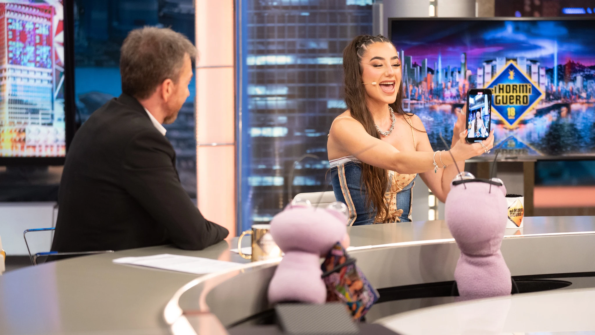 La confesión más sorprendente de Lola Lolita en El Hormiguero: "Me haría una pajilla" La confesión más sorprendente de Lola Lolita en El Hormiguero: "Me haría una pajilla"