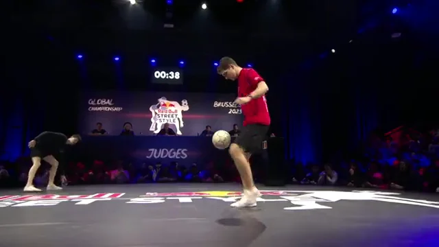 El freestyle, el f&uacute;tbol lleno de magia