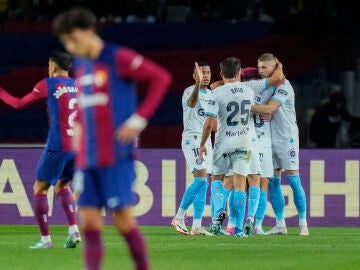 Los jugadores del Girona celebran el gol de Dovbyk